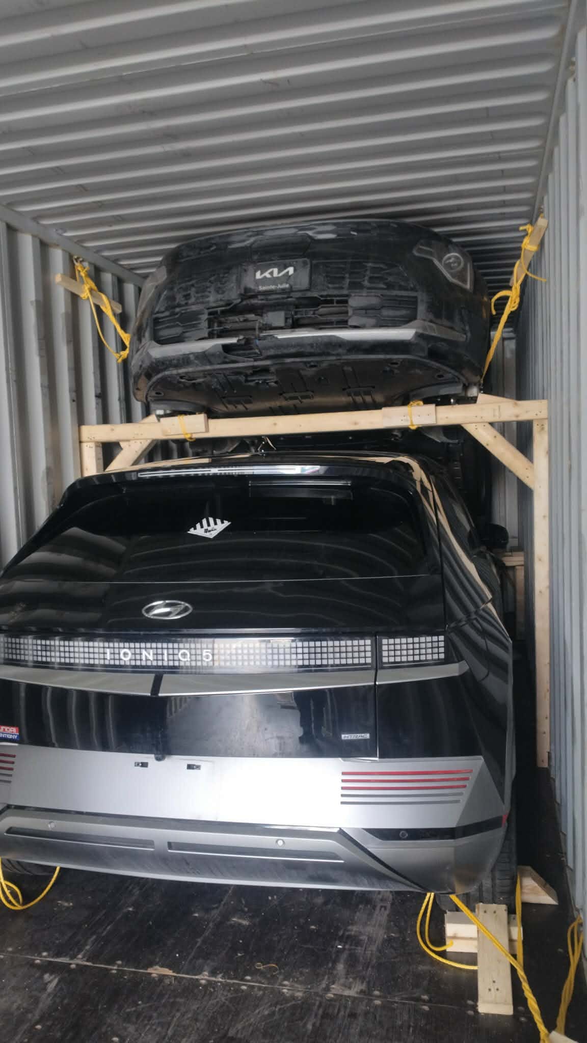 Multiple vehicles in container